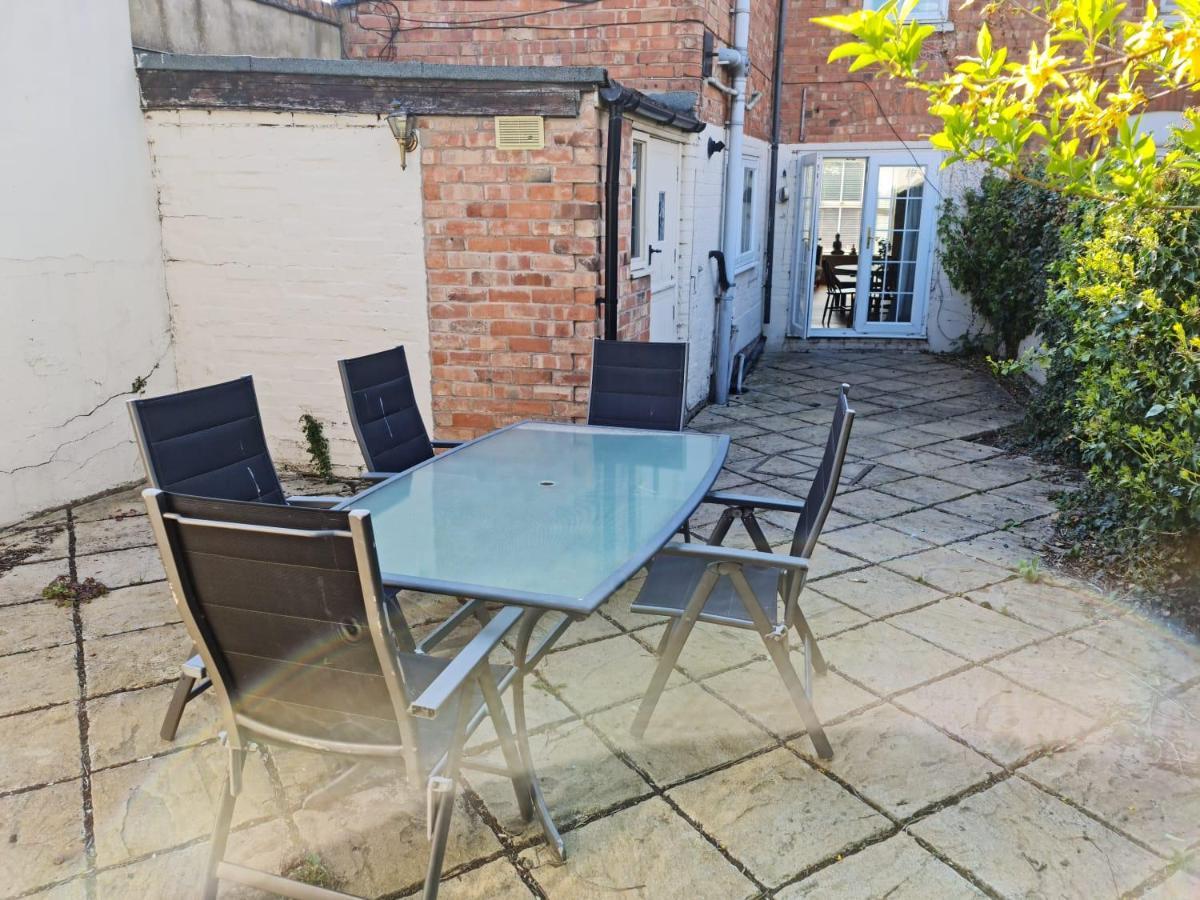 Bodhi Tree Cottage - Grove Road Cottages Stratford-upon-Avon Exteriör bild